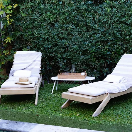 Luxury Villa, Pool And Garden, Perfect Location 빌라 보로쉬르메르
